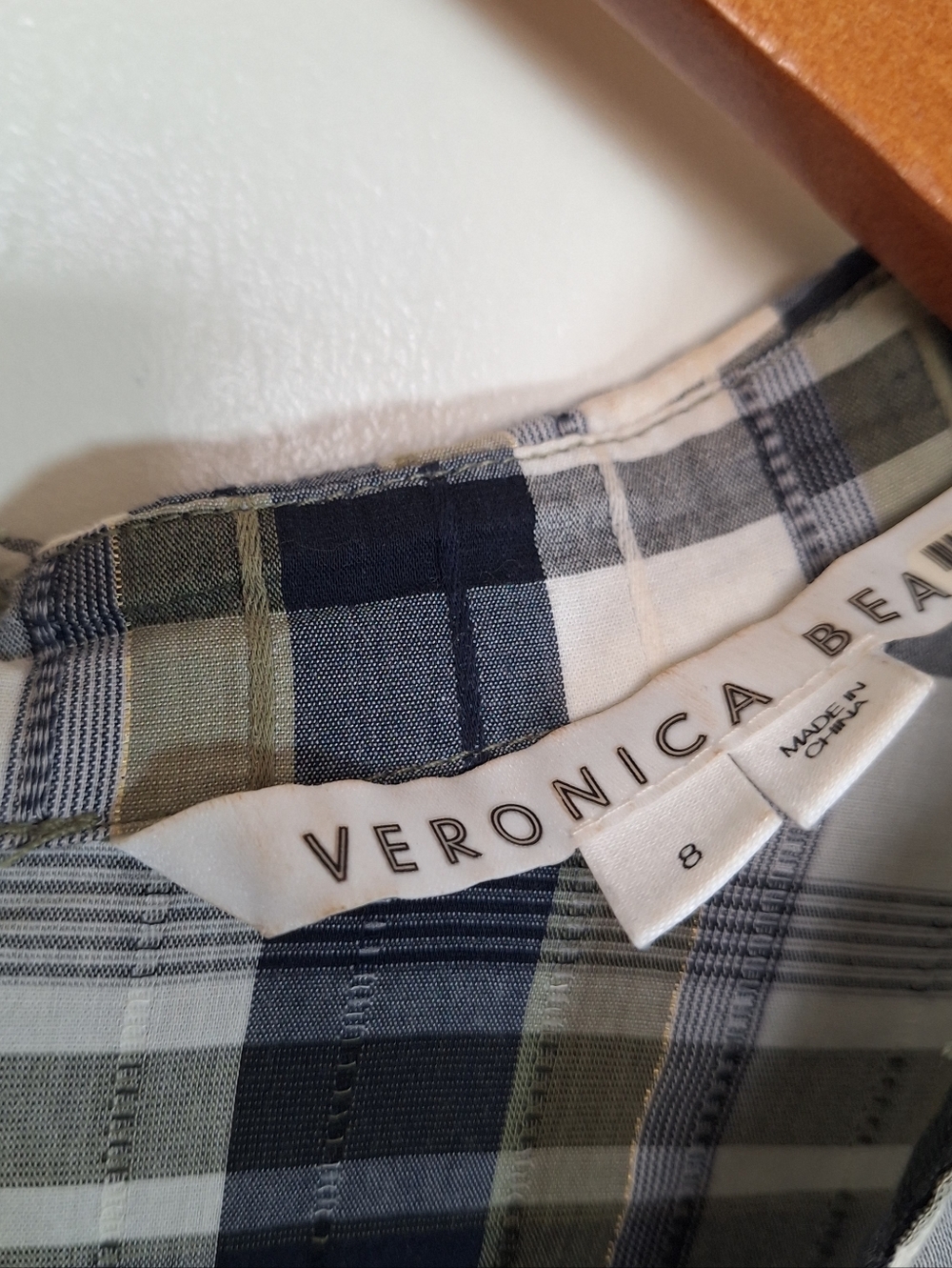Veronica Beard Barrett Plaid Twist Front Puff Sleeve Blue Green Midi Dress Sz 8 - Picture 5 of 7